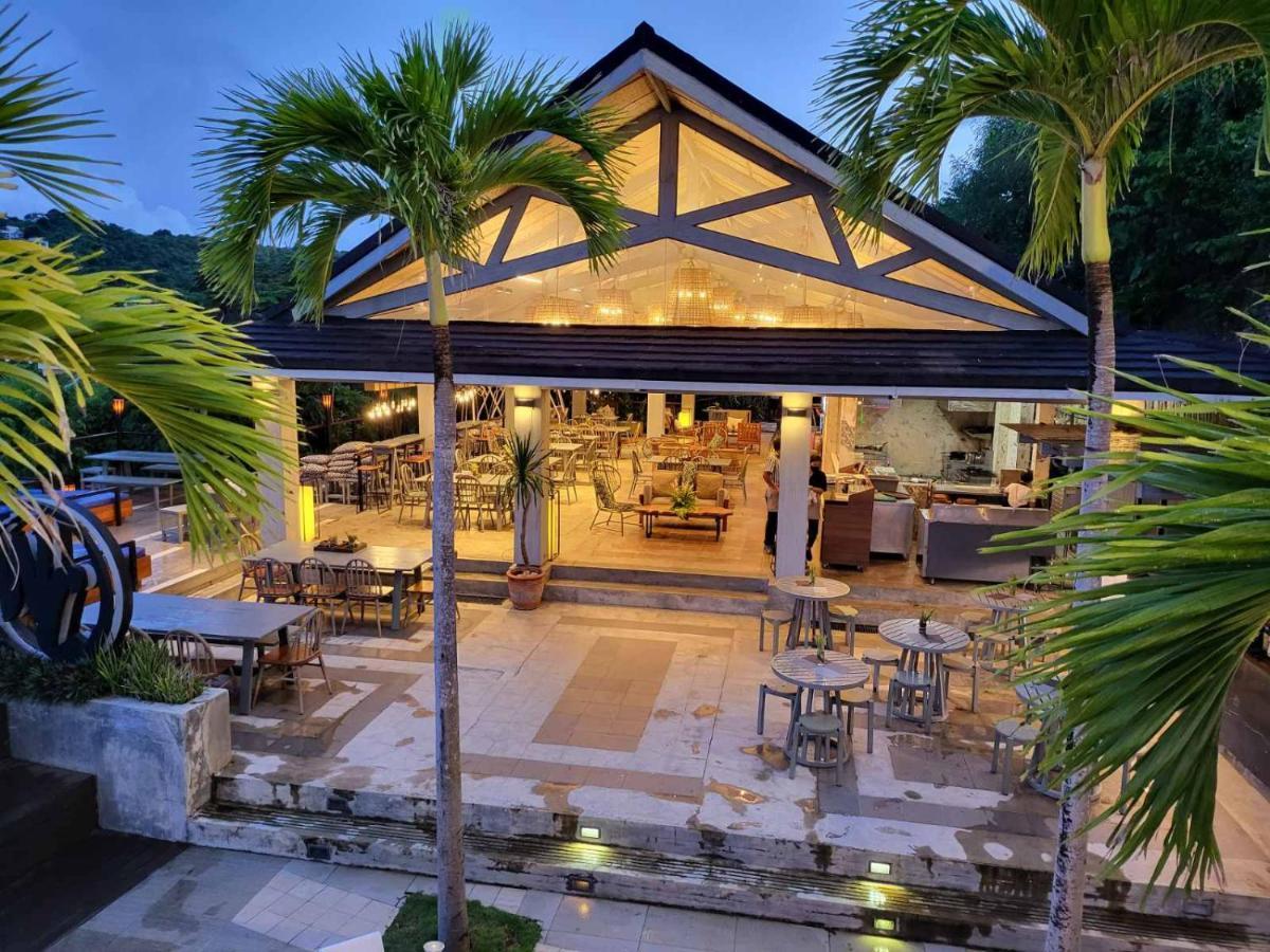 Fairways And Bluewater Boracay